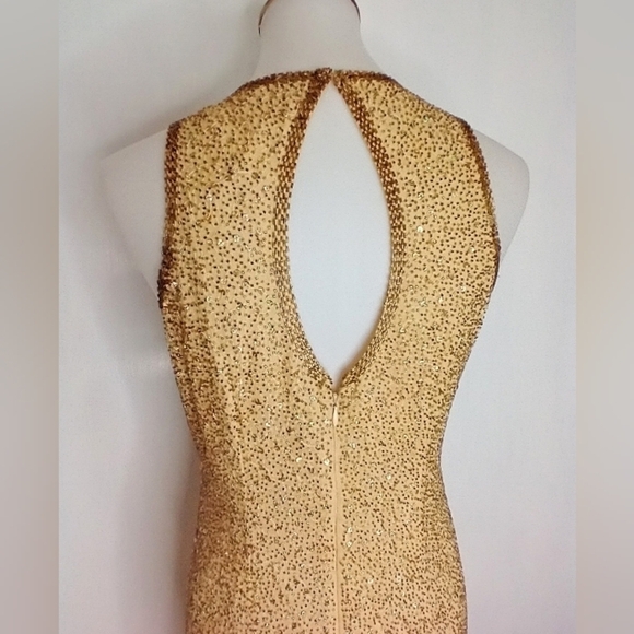GOLD BEAD AND SEQUINED FORMAL GOWN - Picture 3 of 8